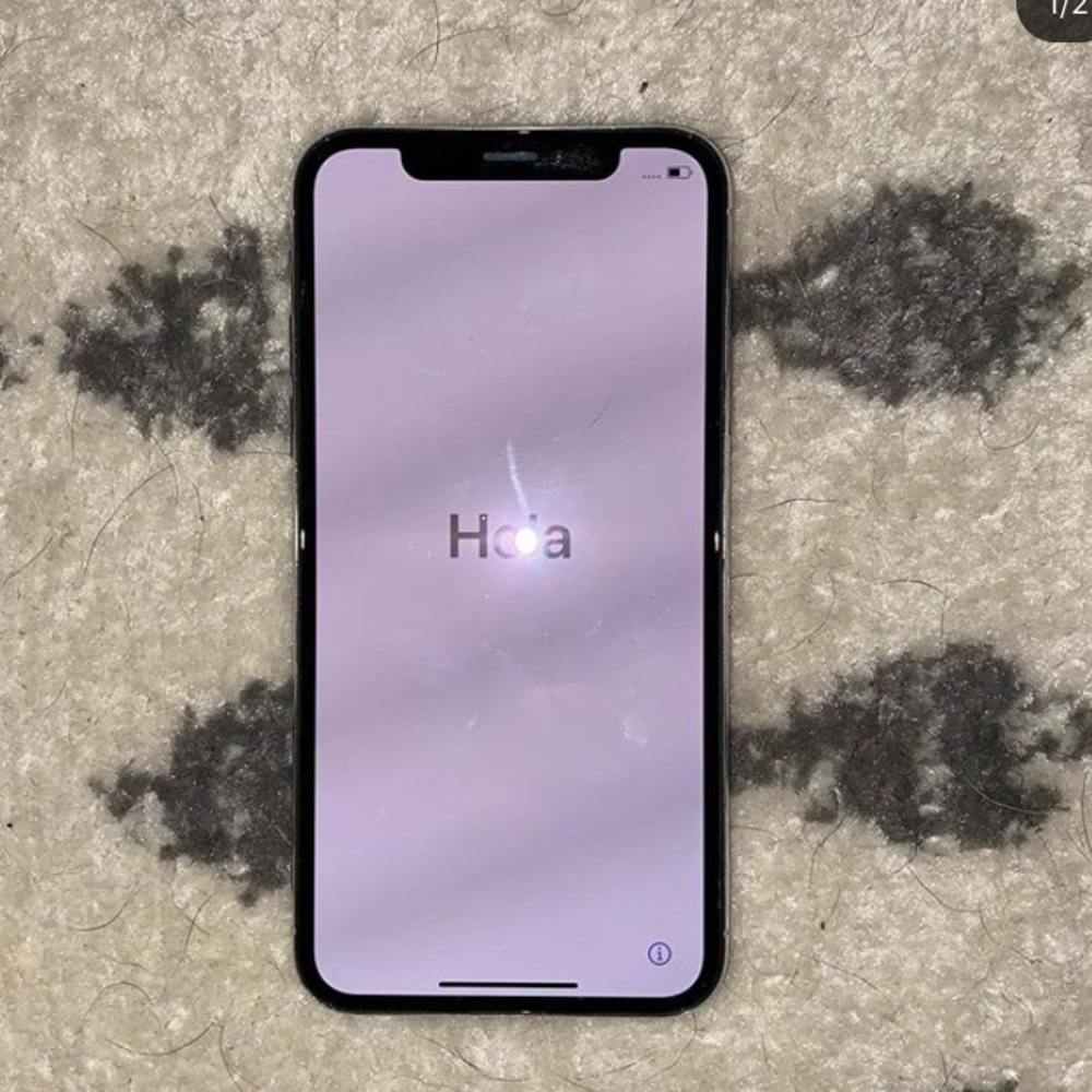iPhone X - Picture 2 of 2